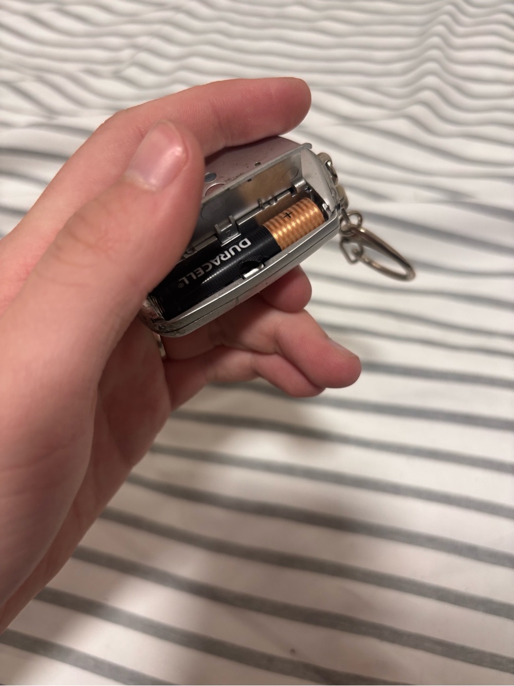 Silver Mini Keychain Digital Camera - Compact Pocket Accessory - Picture 3 of 3